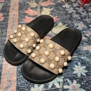Gucci Women's Pursuit Pearl Stud Pool Slide Sandals | Size 6 US | Size EU 36